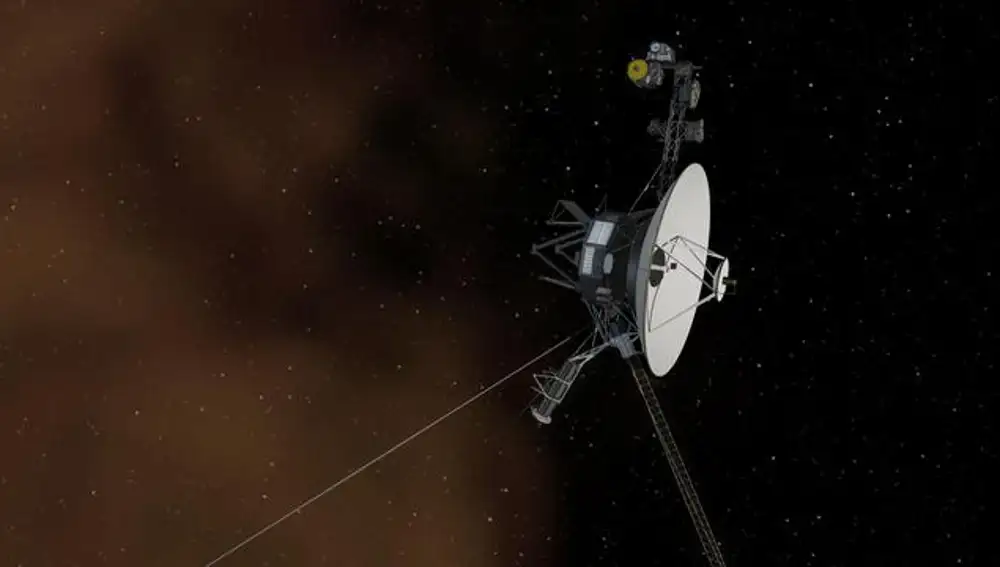 Recreación de la Voyager 1 viajando por el espacio.
