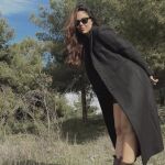 Andrea Rueda en el campo y con mucho estilo.
