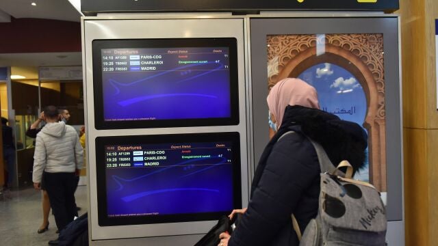 Marruecos suspendió el viernes los vuelos internacionales para evitar la expansión de la variante ómicron
