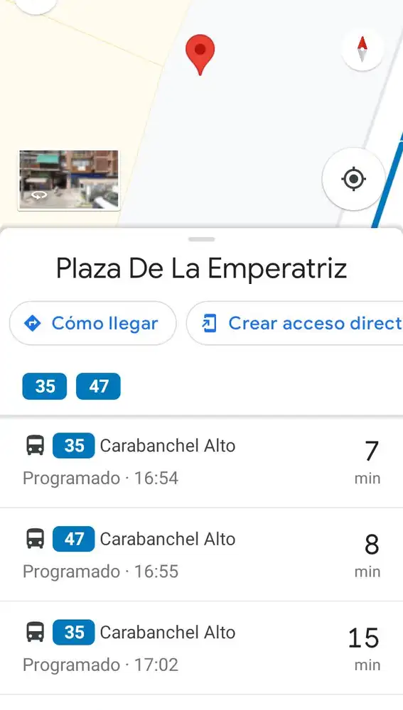 La &quot;app&quot; mostrando los tiempos de espera en una parada de autobús.