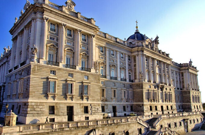 El Palacio Real puede visitarse de manera gratuita en horario de 17 a 19:00 horas