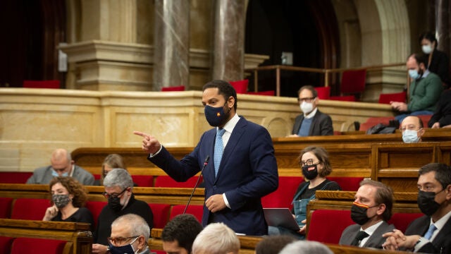 El portavoz de Vox, Ignacio Garriga, en una sesión reciente del Pleno del Parlament