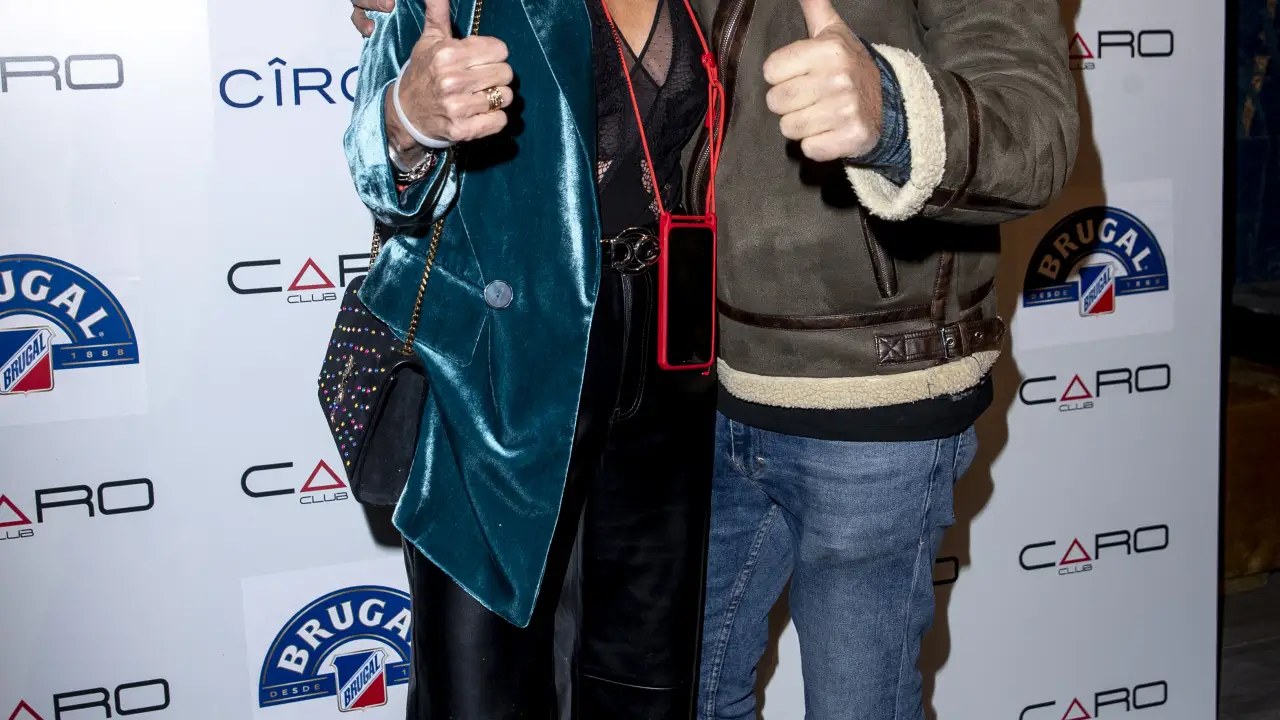 Arancha de Benito y Carlos Lozano en la inauguración de 'Caro' en Madrid.