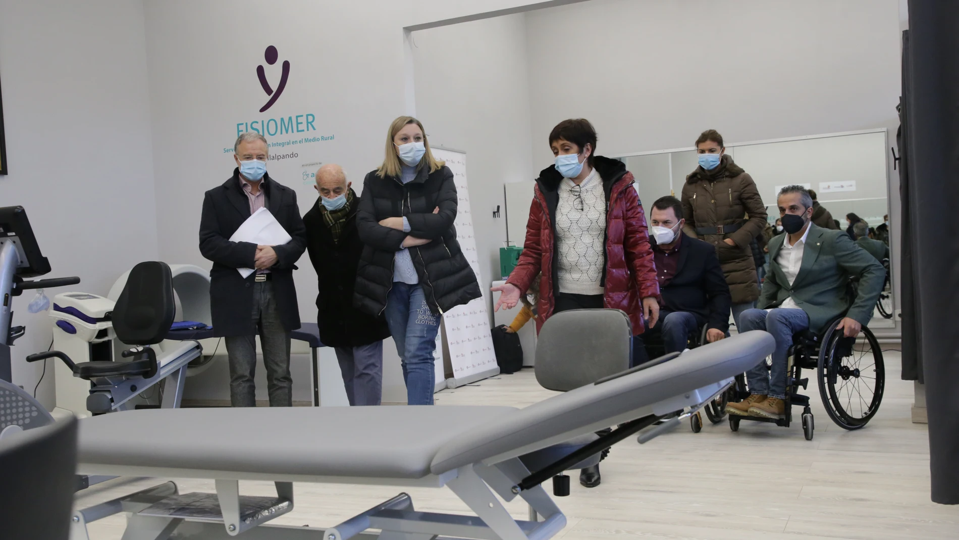 La consejera de Familia e Igualdad de Oportunidades, Isabel Blanco, visita la sede del proyecto Fisiomer puesto en marcha por Aspaym Castilla y Leon