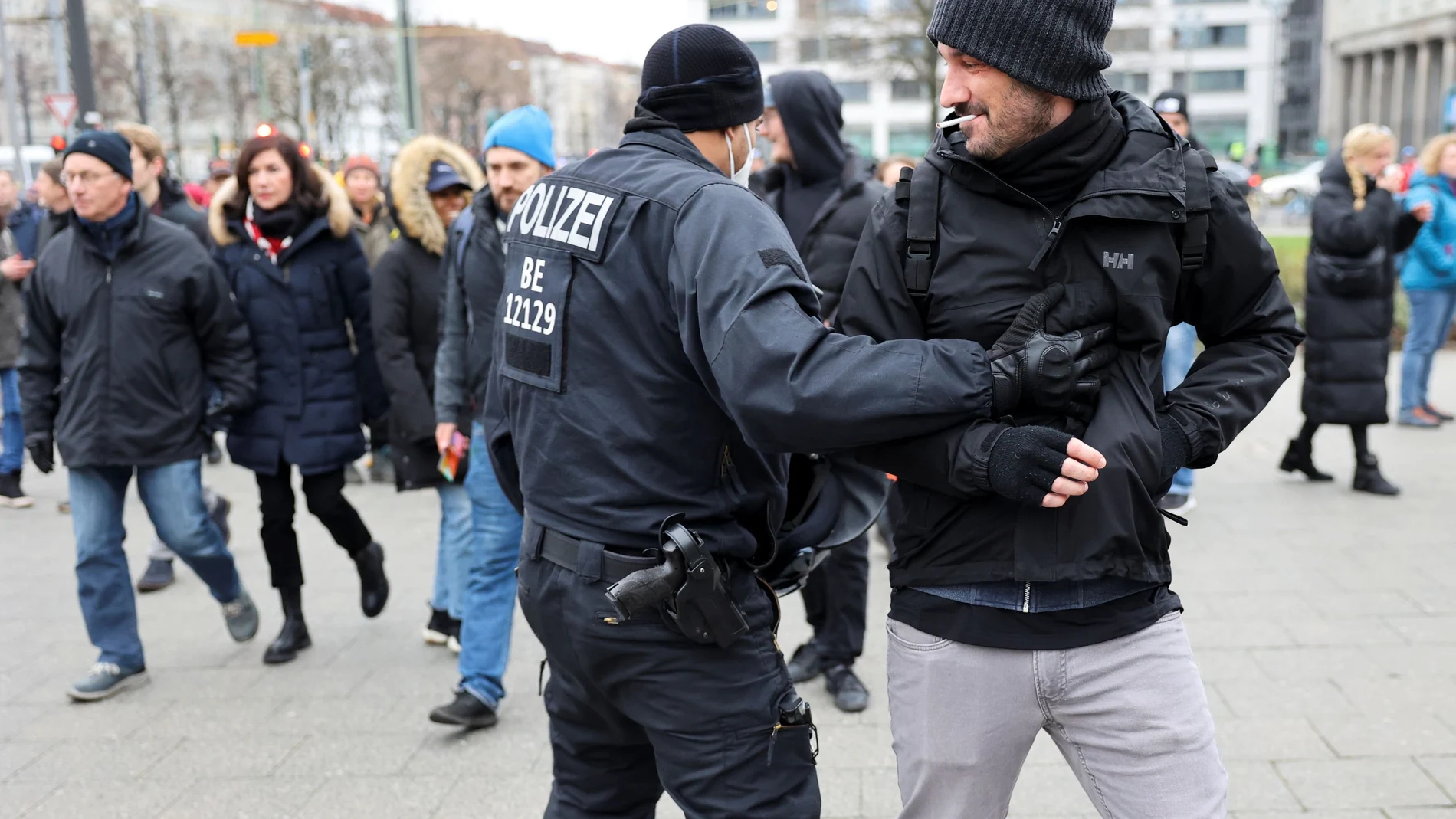 Protesta contra las medidas del Gobierno para hacer frente a la Covid-19 en Berlín (Alemania)