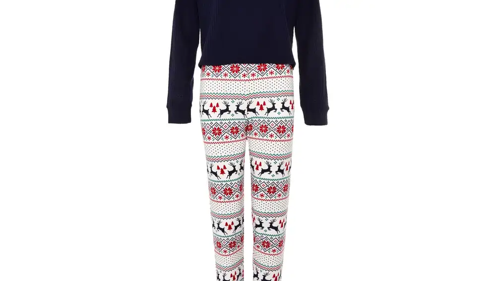 Pijama navideño de punto con grecas alpinas, de Primark