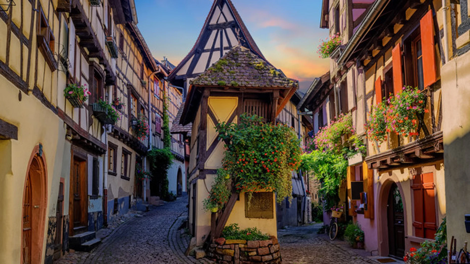 Fotografía de Eguisheim, Francia. El pueblo que sirvió de inspiración para la Bella y la Bestia