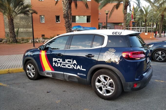 Coche policial en Elche (Alicante)