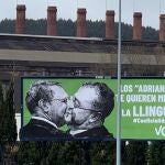 Carteles de Vox contra el bable en las afueras de Avilés