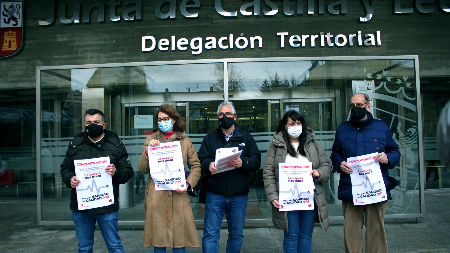 Miembros de la plataforma ciudadana envían un documento a la Junta para pedir mejoras en la Sanidad