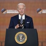 Biden hizo coincidir la culminación de los dos días de encuentro con los 110 líderes mundiales invitados con el anuncio de amplias sanciones a China