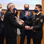 El nuevo jefe superior de Madrid, Manuel Soto Seoane, recoge el bastón de mando