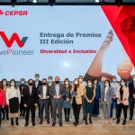 Imagen de los galardonados en los premios WePioneer de Cepsa, que reconocen las buenas prácticas de sus proveedores en criterios ESG