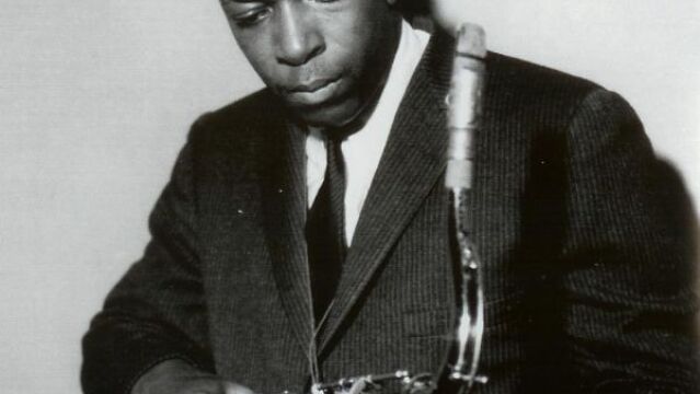 El maestro del jazz y saxofonista John Coltrane nos dejó demasiado pronto: a los 40 años falleció por un cáncer de hígado