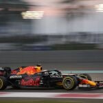 F1: Verstappen, “pole”; Hamilton, segundo