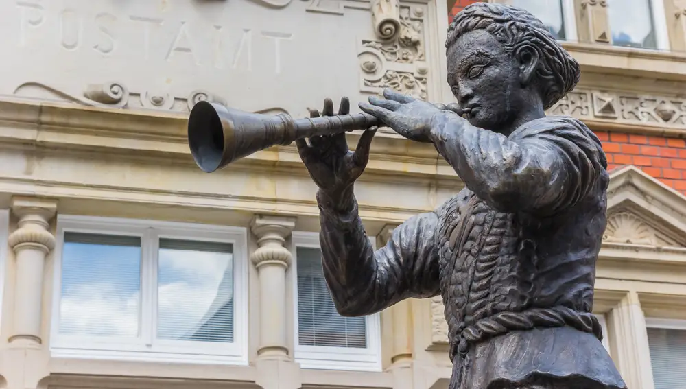 Estatua del flautista en Hamelín.