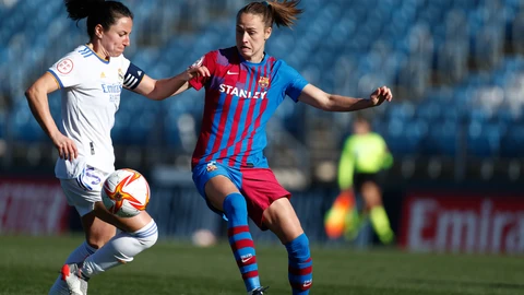 Caroline Graham Hansen, del Barcelona e Ivana Andres, del Real Madrid