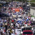 12 December 2021, El Salvador, San Salvador: Protesters take part in a protest against the government of the Salvadoran President Nayib Bukele and his policies. Photo: Camilo Freedman/SOPA Images via ZUMA Press Wire/dpaCamilo Freedman/SOPA Images via / DPA12/12/2021 ONLY FOR USE IN SPAIN