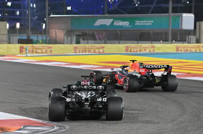 La batalla entre Hamilton y Verstappen por el Mundial la pudo decidir un calambre