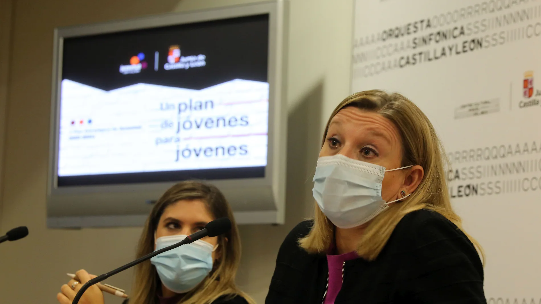 La consejera de Familia e Igualdad de Oportunidades, Isabel Blanco, presenta el V Plan Estratégico de Juventud de Castilla y León junto a Sandra Ámez, presidenta del Consejo de la Juventud regional