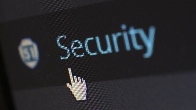 Los ciberdelincuentes escanean Internet en busca de sistemas vulnerables a Log4Shell.