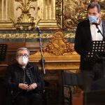 El Ayuntamiento suma a su Colección de Publicaciones Municipales el libro “La catedral de Valladolid: su historia y patrimonio”. En la imagen, el alcalde Óscar Puente durante la presentación del libro, en presencia del obispo auxiliar Luis Argüello