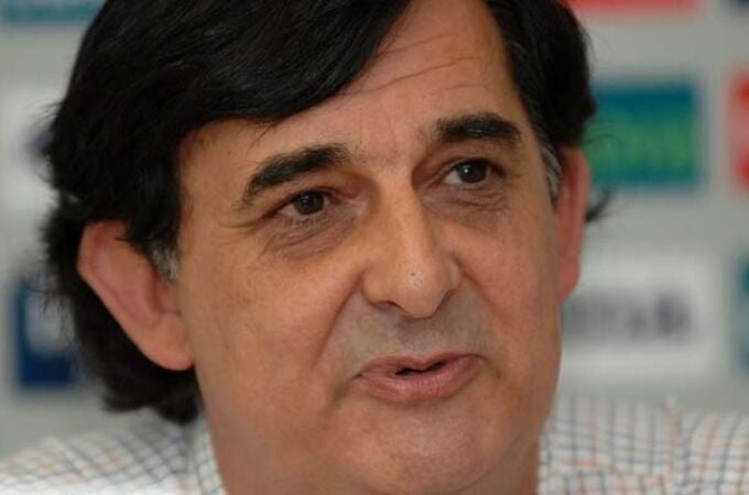 El doctor César Cobián.