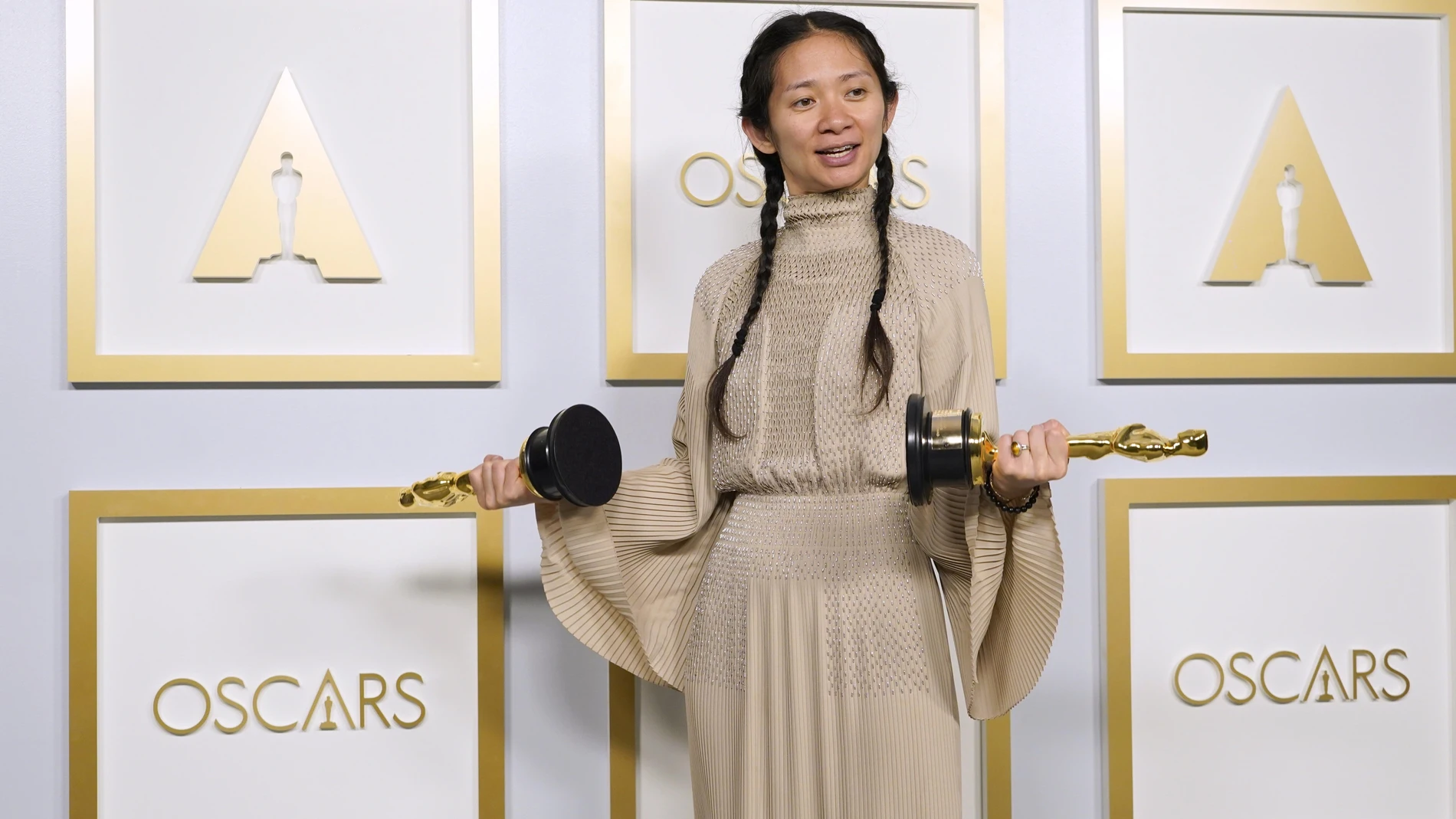 La directora Chloé Zhao ganó el Oscar por «Nomadland» y dio el salto a los superhéroes