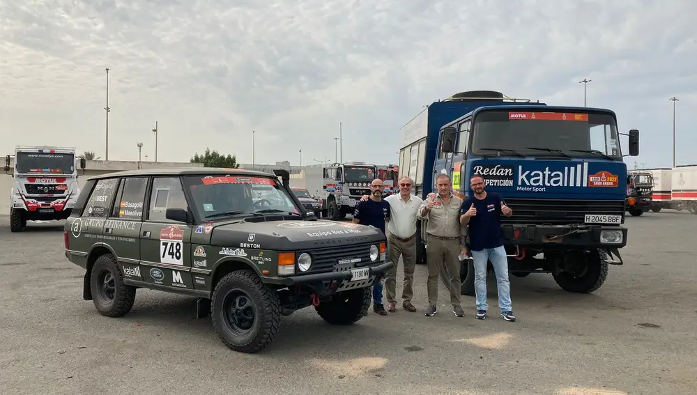 El equipo español Bas a Mas con su Range Rover de 1991.