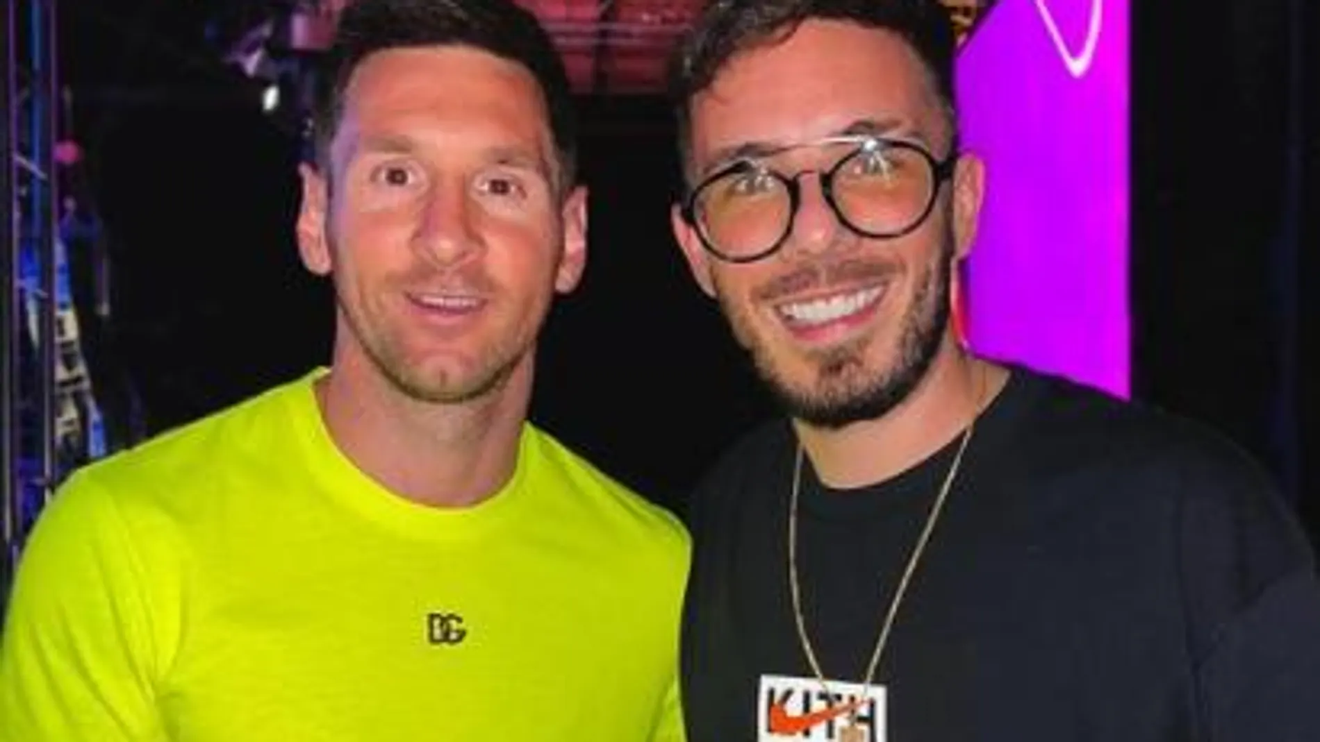 Messi junto al popular DJ