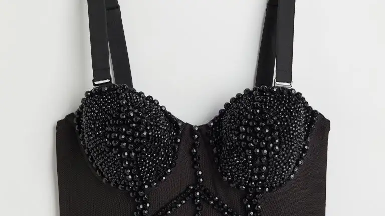 Bustier de malla con cuentas bordadas, de H&M