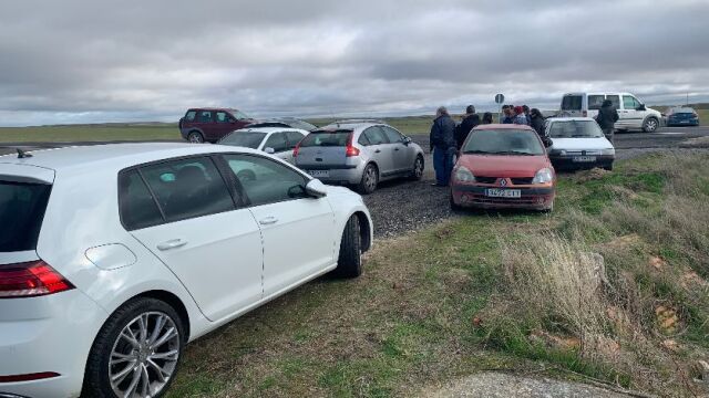 Búsqueda de un joven tras aparecer su coche accidentado en la carretera de Paradinas de San Juan (Salamanca)