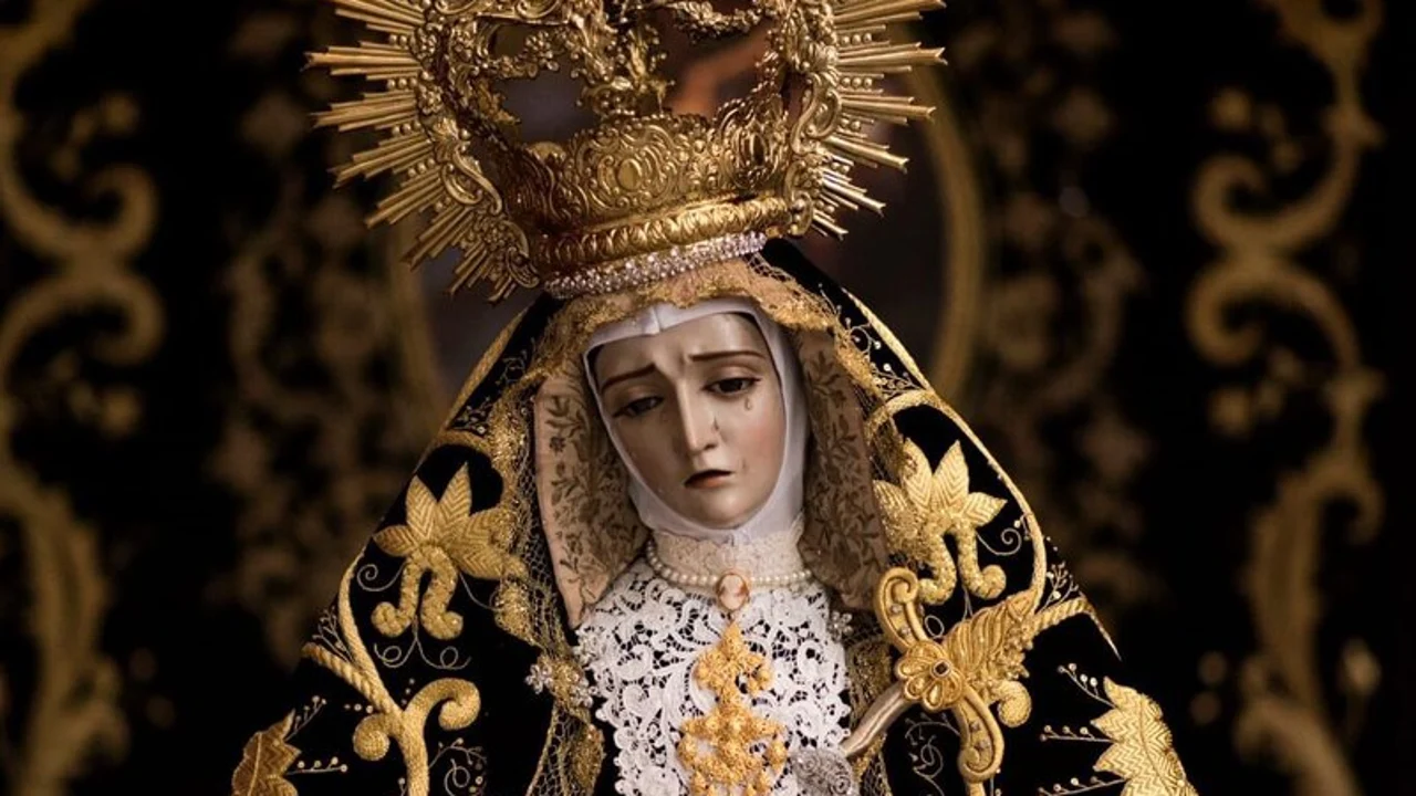 Roban la corona de la virgen de una iglesia de Sanlúcar de Barrameda (Cádiz) Roban la corona de la virgen de una iglesia de Sanlúcar de Barrameda (Cádiz)