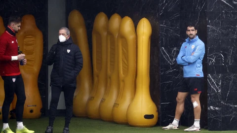 Raúl García, en el entrenamiento del Athletic Club