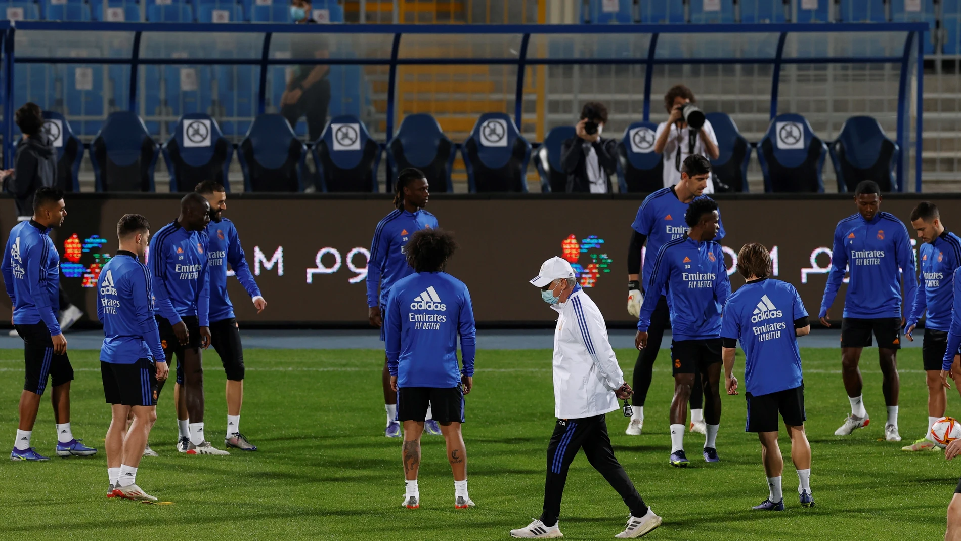 Entrenamiento del Real Madrid en Riad