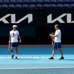 Novak Djokovic, con su entrenador Goran Ivanisevic, en Australia