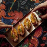 Croquetas bechamel de gambas al ajillo.