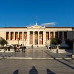 La protesta se produce en un momento en que las universidades griegas se preparan para recibir patrullas de Policía permanentes para impedir la violencia