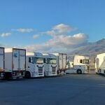 Imagen de camiones en el centro de transportes de Almería
