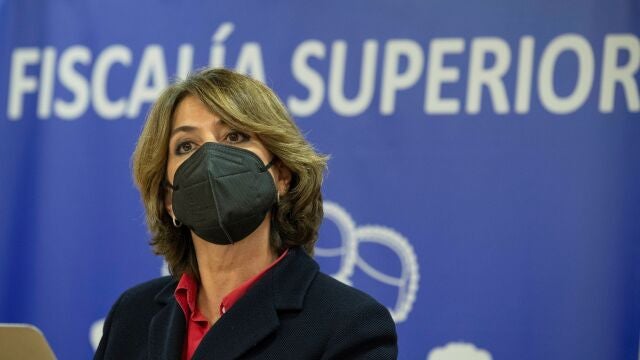 La fiscal general del Estado, Dolores Delgado, durante un momento de su intervención en el acto por el cuadragésimo aniversario del estatuto orgánico del ministerio fiscal de la Comunidad de Murcia, este viernes en la Ciudad de la Justicia de Murcia