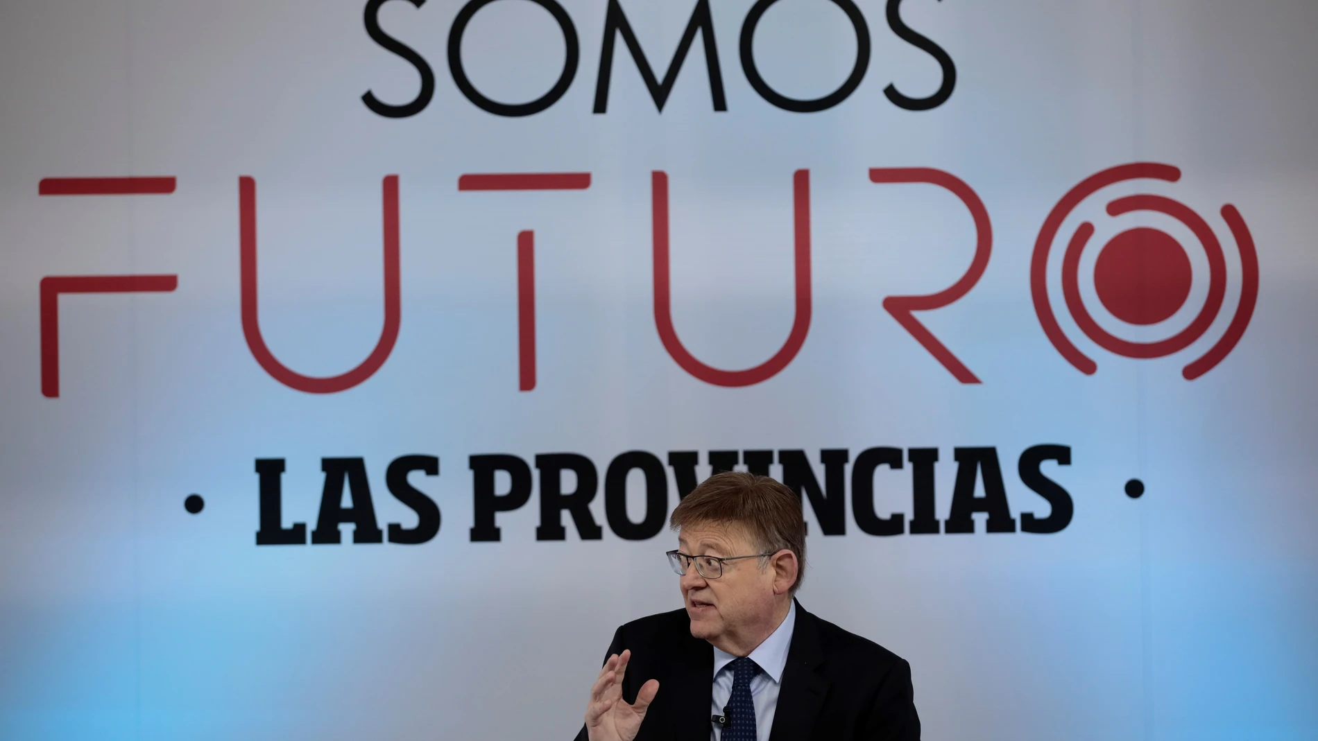 El president de la Generalitat, Ximo Puig, participa en el debate "El futuro de la Comunitat Valenciana", organizado por el Foro Somos Futuro de Las Provincias