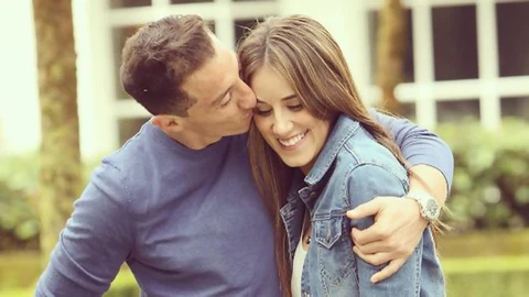 Andrés Guardado y Sandra de la Vega.