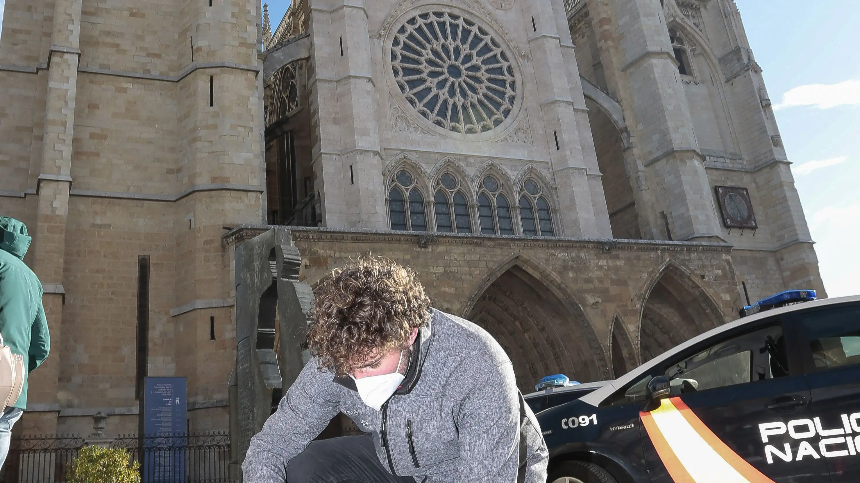 Tecnosylva inicia los vuelos con dron para preparar una reconstrucción en 3D de la catedral de León