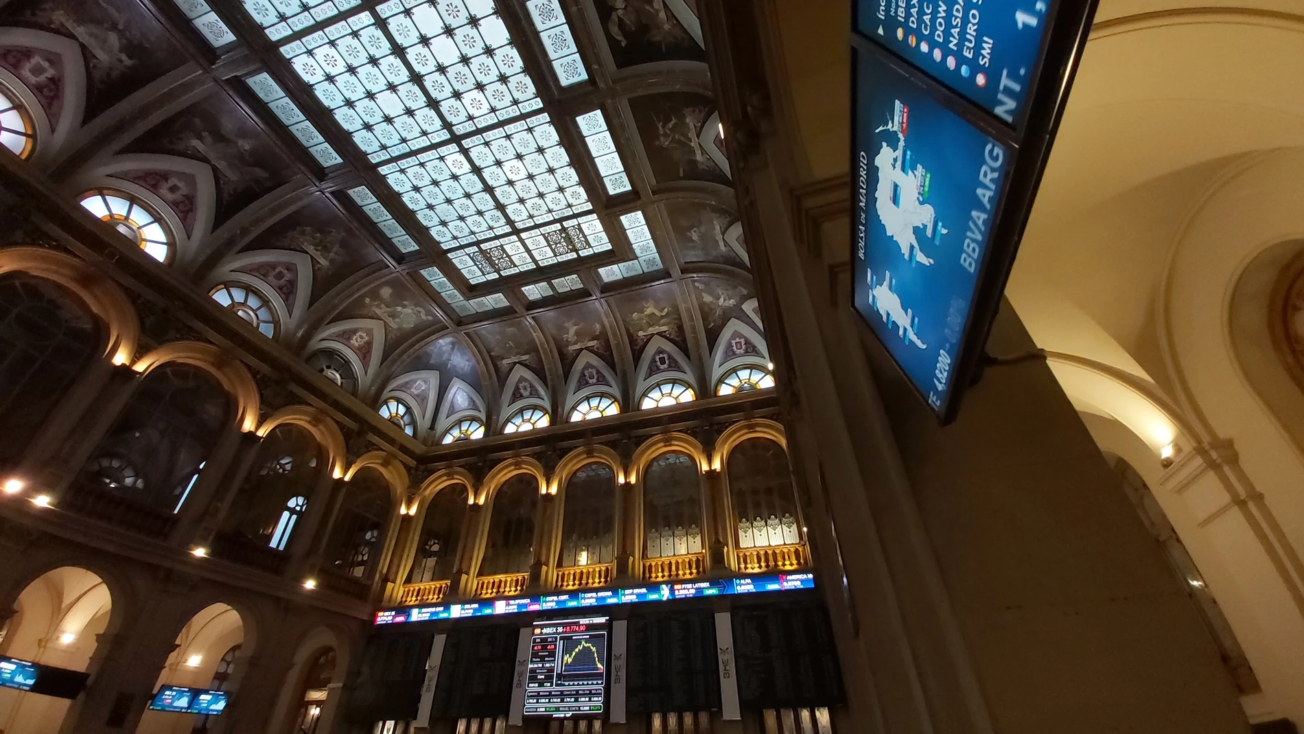 Vista del interior de la Bolsa de Madrid este miércoles