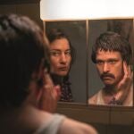 "Pájaros enjaulados" está protagonizada por Joel Basman y Marie Leuenberger