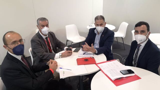 El Ayuntamiento de Almería se reúne con responsables de Aena