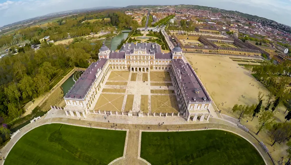 Aerial photo of Palace Aranjuez.