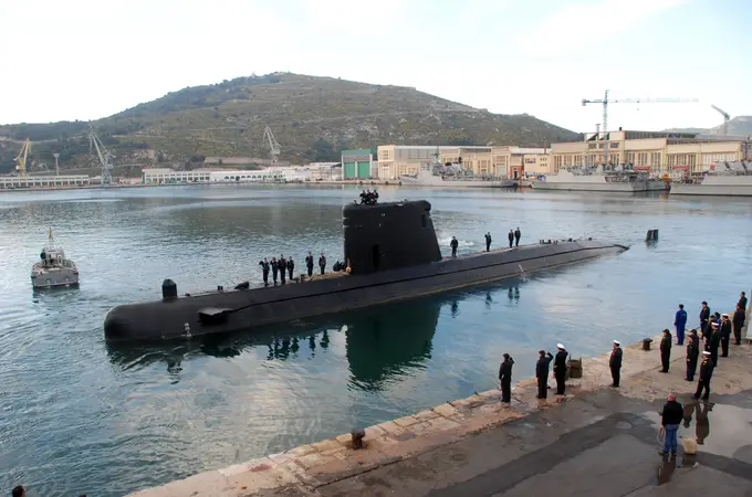 La Armada se queda con un solo submarino, el 