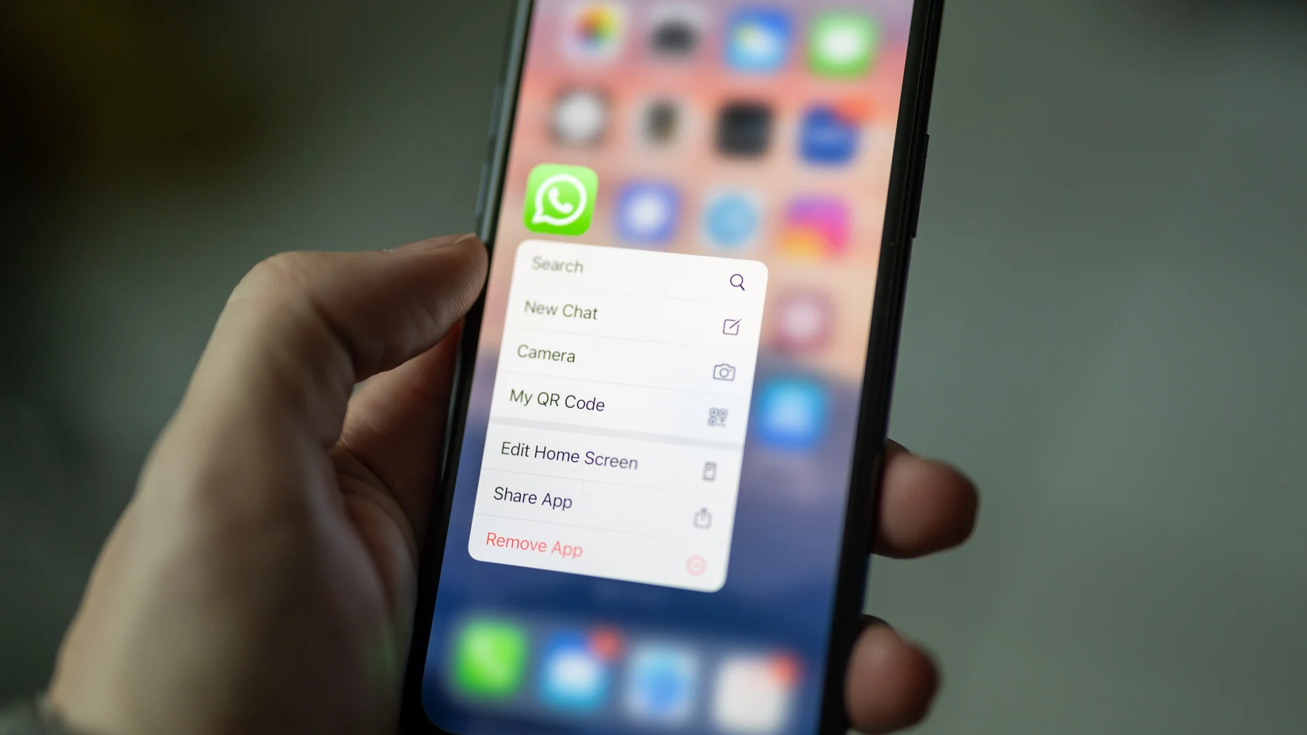 Las opciones para modificar el tipo de letra en WhatsApp son muy limitadas y dependen de la fuente de texto que usa el sistema operativo.