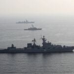 Buques de guerra asisten a un simulacro naval conjunto de Irán, Rusia y China en el Océano Índico.